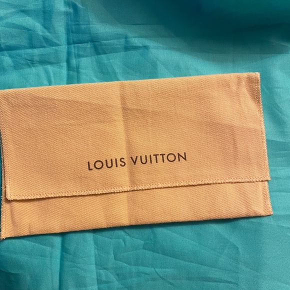Louis Vuitton Dust Bag for Long wallet - Picture 5 of 5